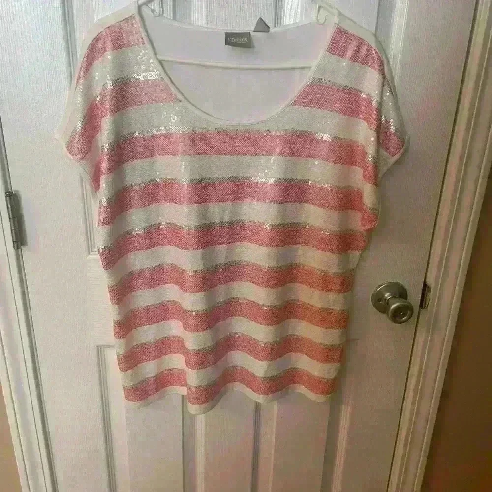 Chicos top size Small